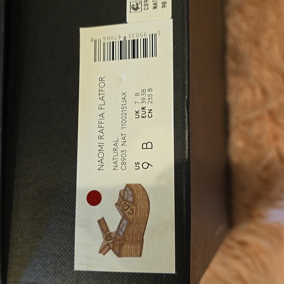 NIB COACH FLATFORMS! - Picture 9 of 9